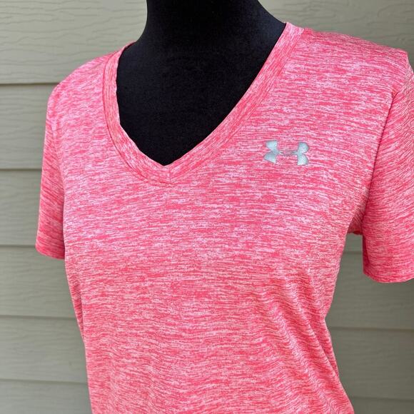 Under Armour women’s loose fit, size SM, Heat Gear top, V neck - Picture 1 of 7